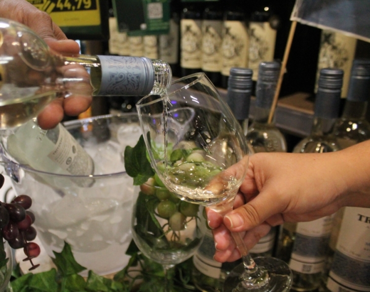 Os vinhos podem chegar até 70% off / imagem: divulgação