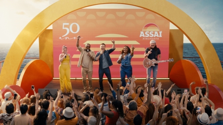Artistas estrelam maior campanha promocional do Assaí Atacadista em celebração aos 50 anos / imagem: divulgação - Assaí Atacadista
