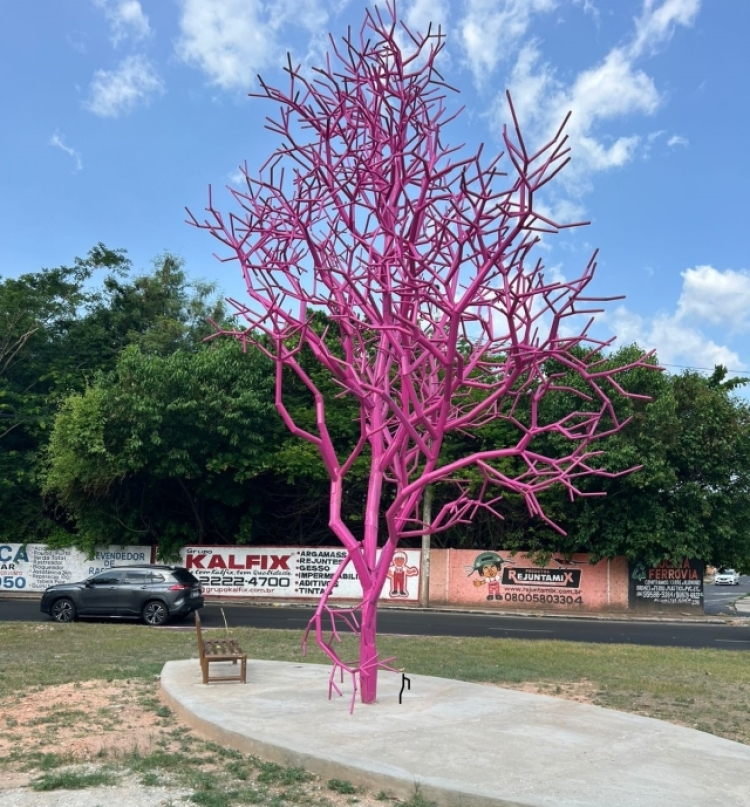 Árvore Rosa, obra de Ostiano Machado / imagem: divulgação