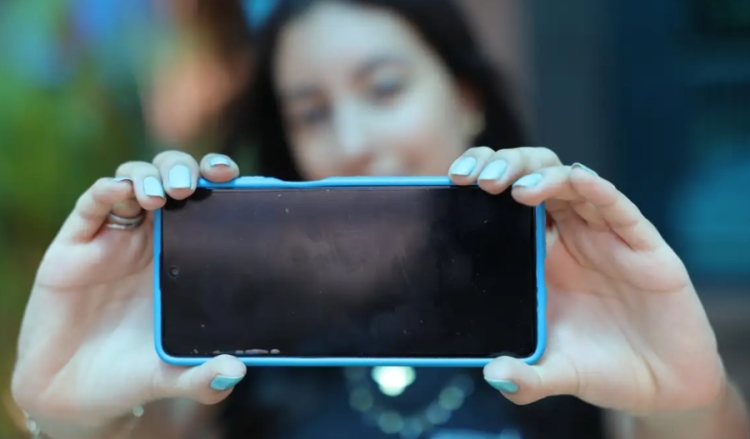 Quem não tiver nota fiscal vai ter que devolver o celular / imagem: Fabio Rodrigues-Pozzebom - Agência Brasil