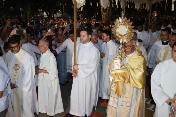 A programação acontece no adro da Catedral Metropolitana de Nossa Senhora das Dores / imagens: divulgação